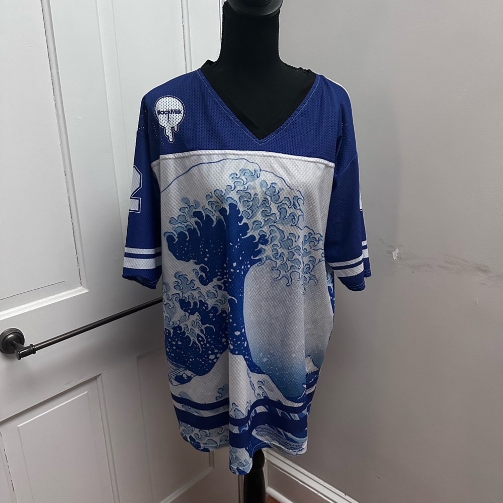 Blackmilk Great Wave Graphic Jersey, Blue and White. Size Medium